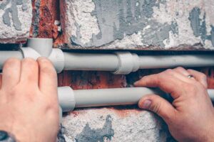 Vodoinštalačný materiál – montáž plastových rozvodov vody a odpadu